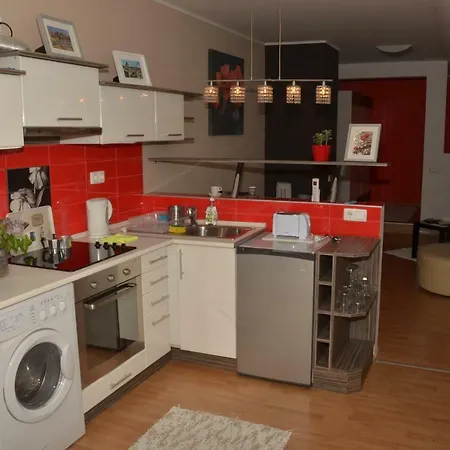 Poppy Apartman 아파트